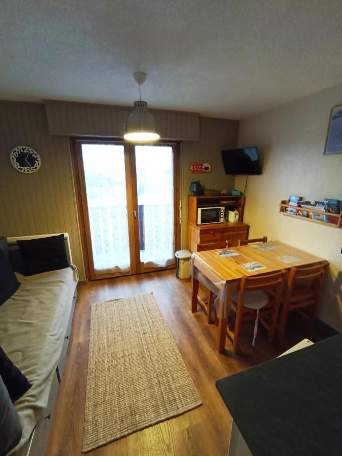 Appartement T2 Ideal Pour Une Famille Thollon-les-Memises Esterno foto